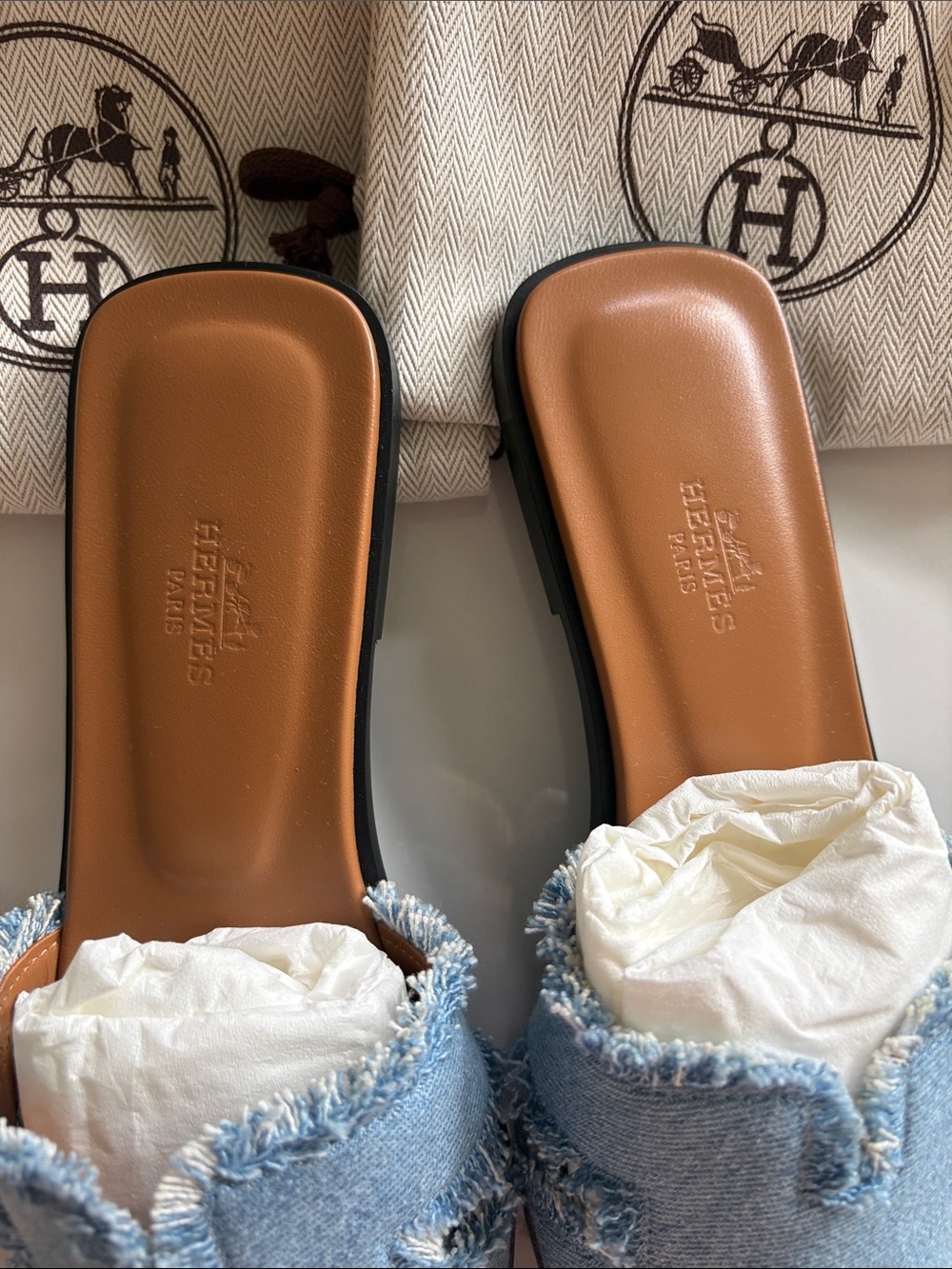 Hermes Light Blue Denim Oran Slide Sandals - Picture 2 of 5